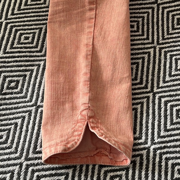 Soft pink jeans. Super comfy, stretch and casual. - Picture 7 of 7